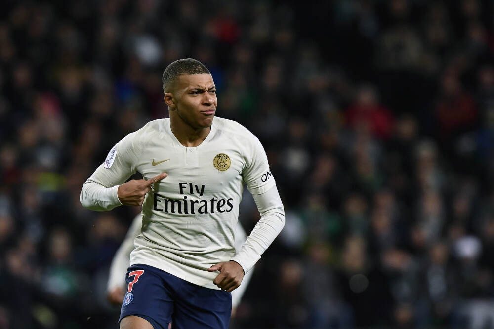 记错啦是两个！弗拉格：自我满19岁以来好像只投丢了一个三分